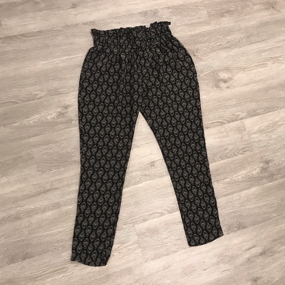 Flowy Patterned Pants